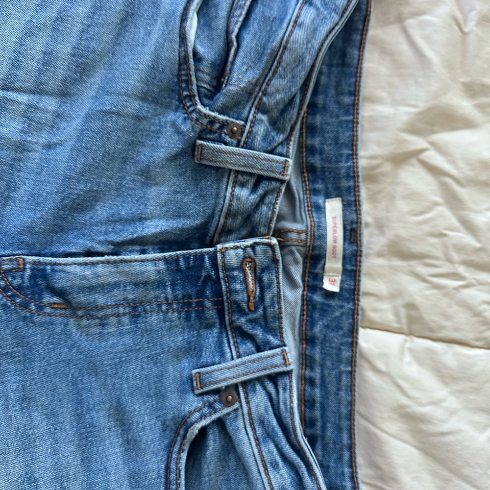Women’s Levi Blue Jeans